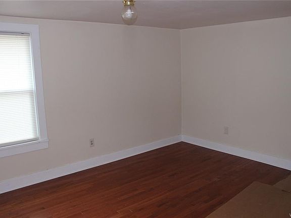 3rd image of 6135 Route 305 APT B