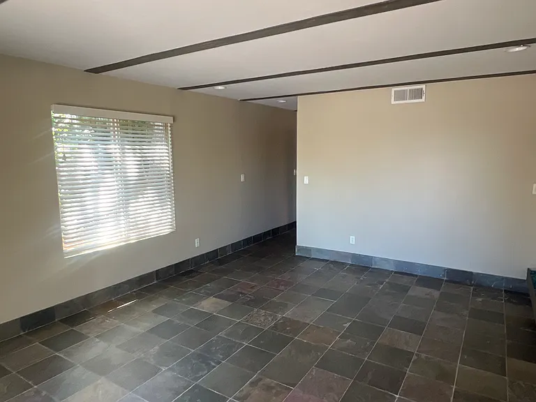 7800 Sierra Dr — Photo 17