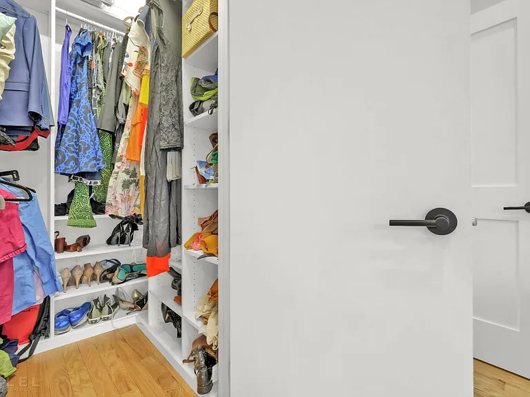 729 Chauncey St #2A — Photo 8