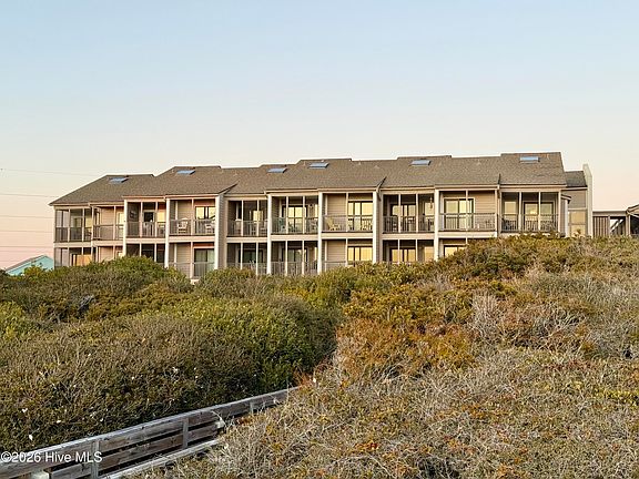 4th image of 2511 W Ft Macon Road #208-B