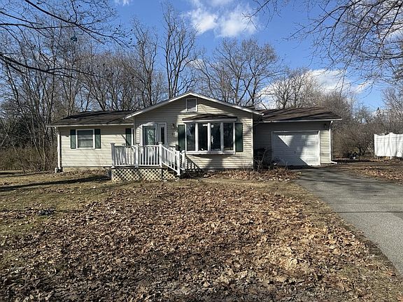 2nd image of 44 Country Lane