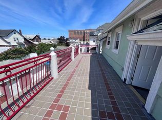 159-20 99th St #2F, Howard Beach, NY 11414