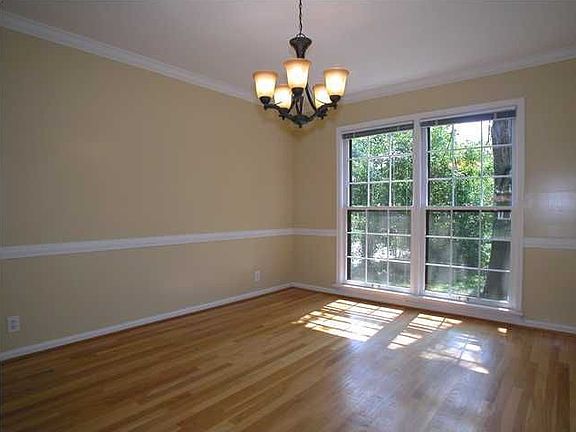 4th image of 11106 Kilrenny Ct
