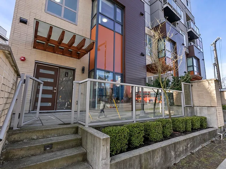 13978 Fraser Hwy #108 — Photo 32