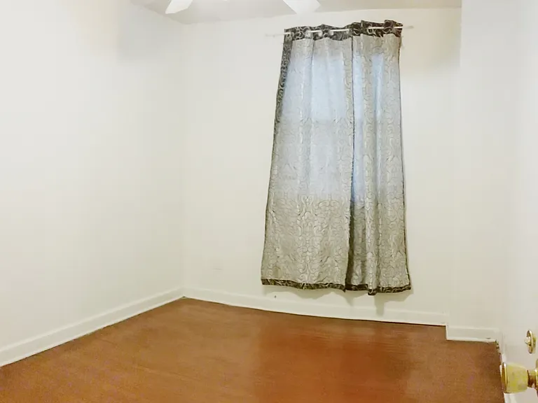 5823 Oakland St — Photo 12