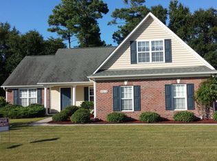 8812 Plantation Landing Dr, Wilmington, NC 28411