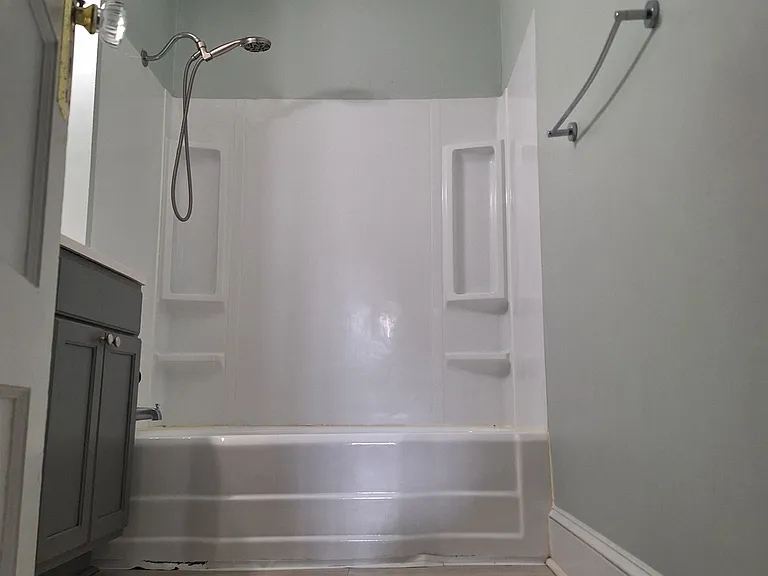 1450 Kingston Rd — Photo 34