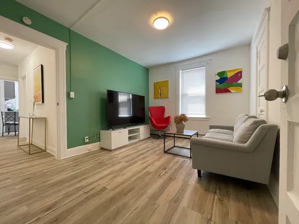 65 Traverse Ave #1R, Pt Chester, NY 10573