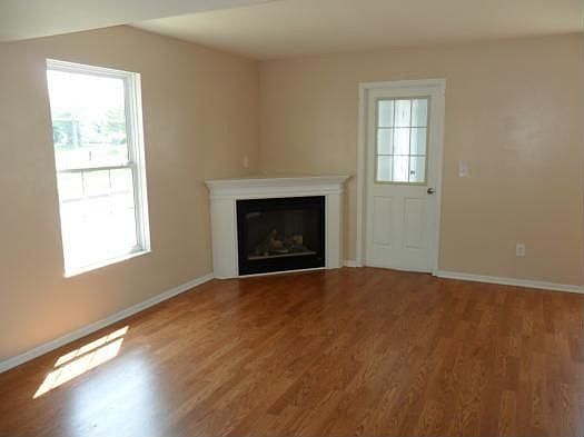 2nd image of 2389 Bloxom St