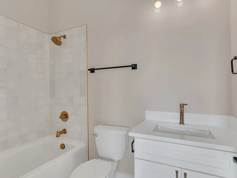 5301 Centennial Blvd #B — Photo 6