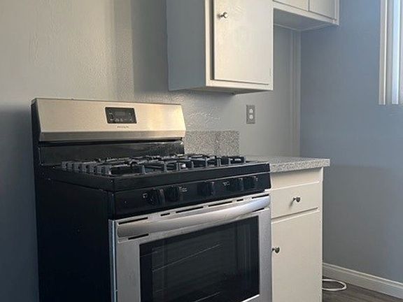 3rd image of 115 N Oak St APT 30