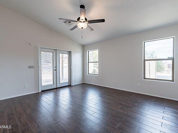4th image of 16108 W KENDALL Street