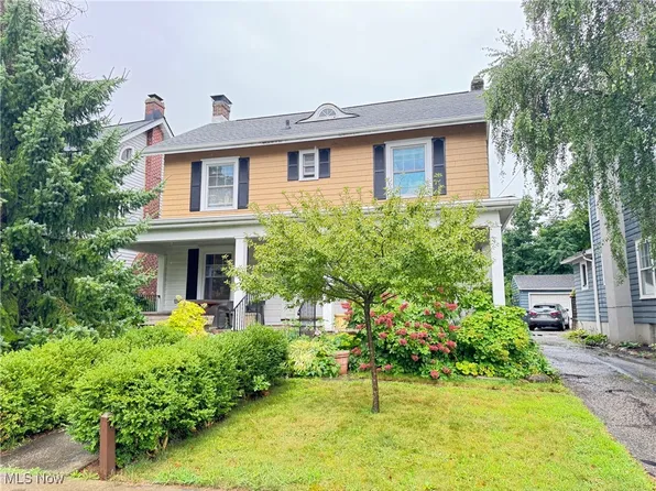 970 Wye Dr, Akron, OH 44303