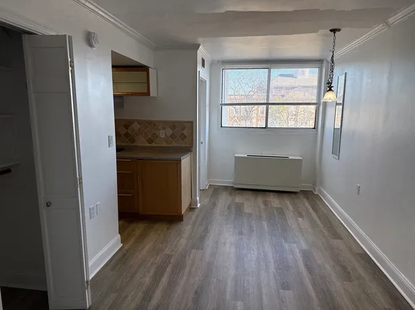 60 Strawberry Hill Ave Unit 205, Stamford, CT 06902