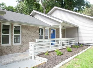 5291 Essex Farms Pl, Stone Mountain, GA 30088