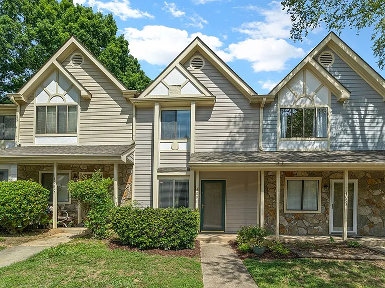 4091 N Course Dr — Photo 22