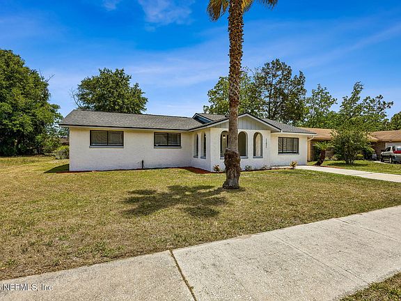 4th image of 11055 BACALL Road W