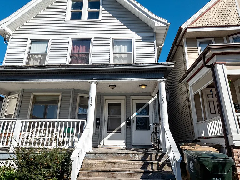 215 N Paterson St — Photo 19