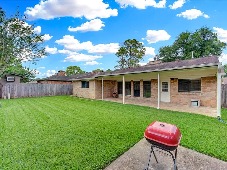 3046 Wagon Trail Dr — Photo 47