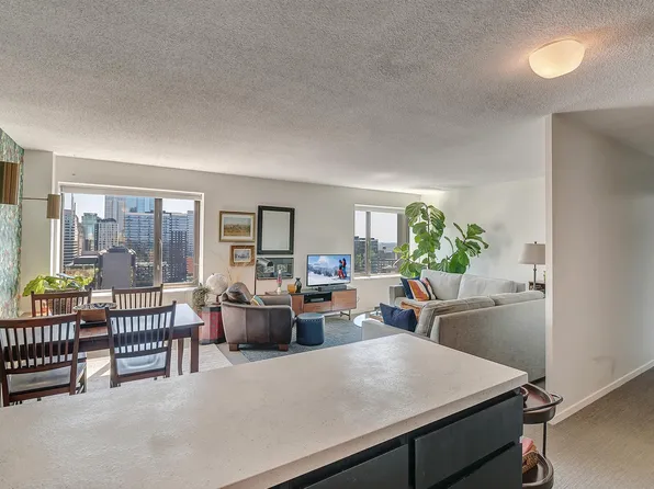 19 S 1st St APT B2705, Minneapolis, MN 55401