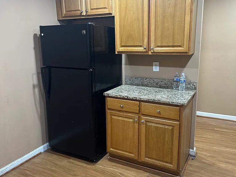 19319 Club House Rd #101 — Photo 7