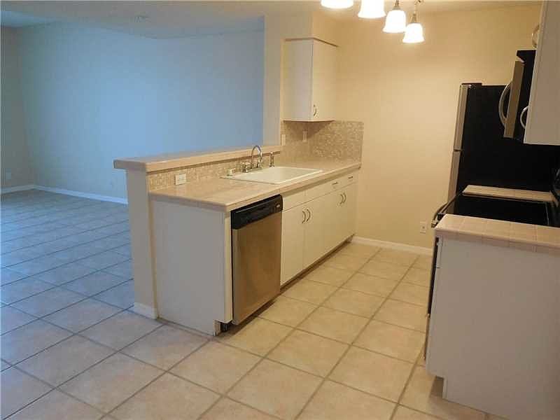 1st image of 1561 Sorrento Dr