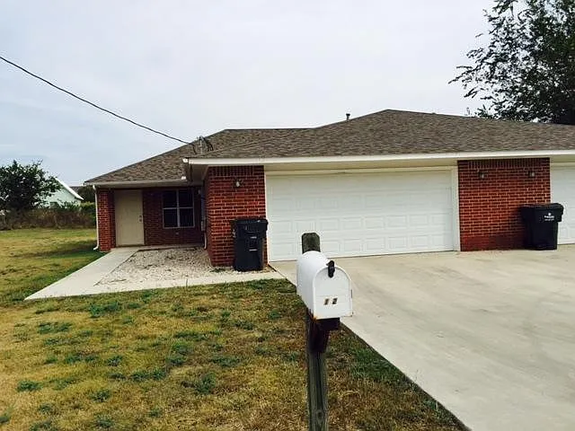 132 Highview Ln