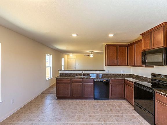 2nd image of 2219 Lagan Ln
