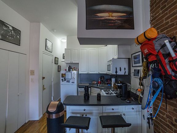 4th image of 453 7th Ave Suite 2F