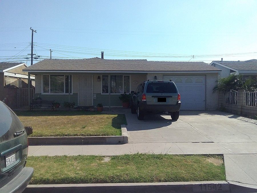 1st image of 11542 Belcher St