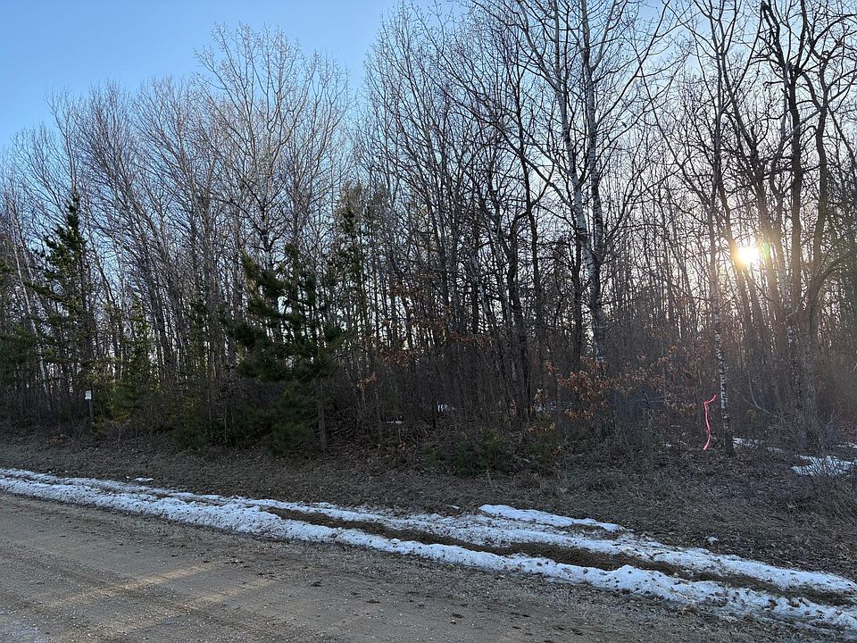 2nd image of Pincherry Rd NE