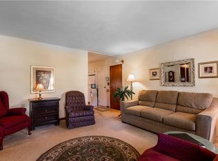 2328 Lincoln Dr, Lorain, OH 44052