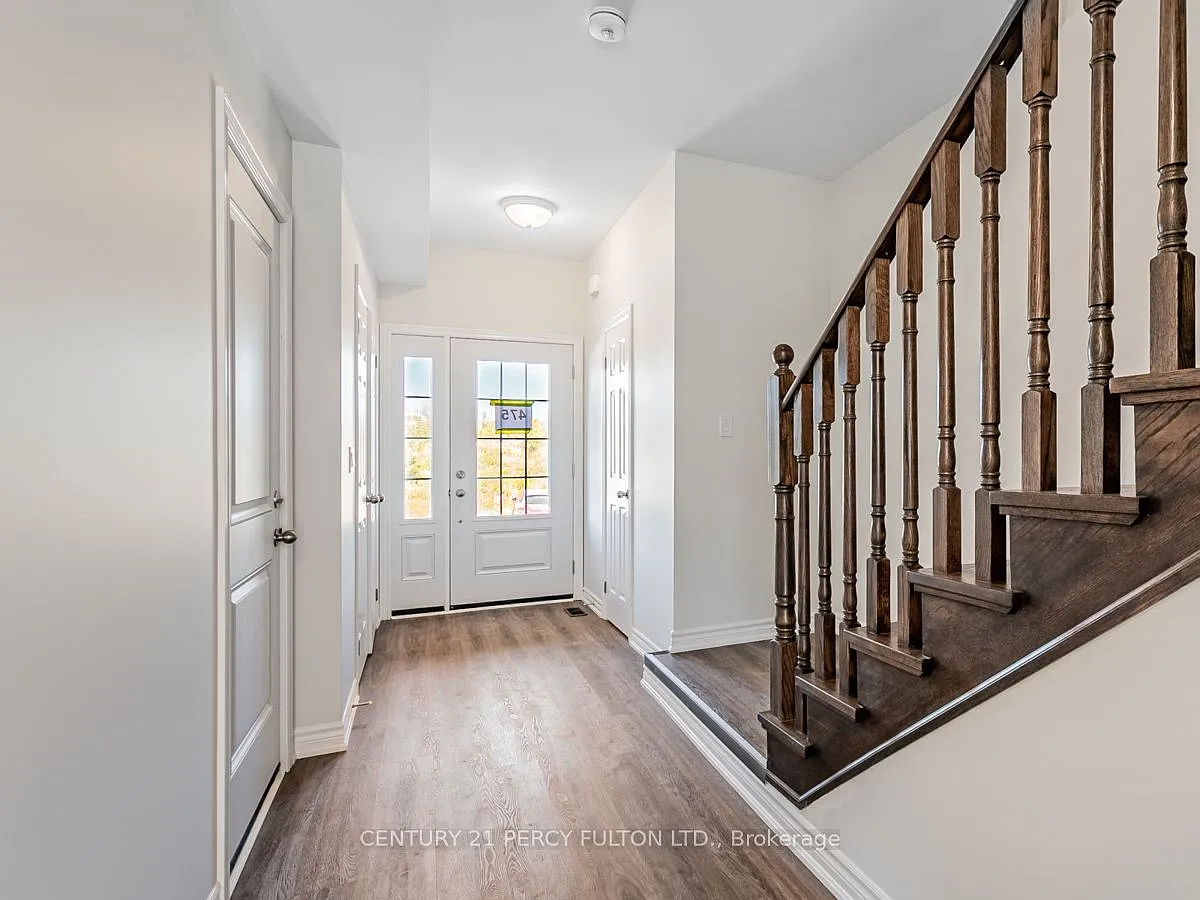 3 bed, $3,050 — Photo 3