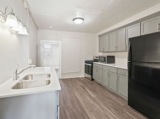 2022 1/2 College St - Cedar Falls, Cedar Falls, IA 50613