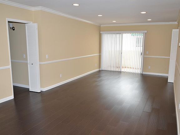 5th image of 500 Jackson Pl Unit 315