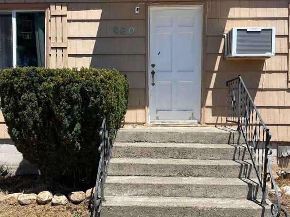980 NE Alameda Ave