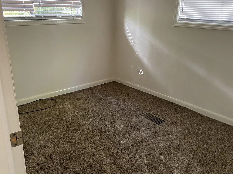 2550 Loch Laurel Rd — Photo 7