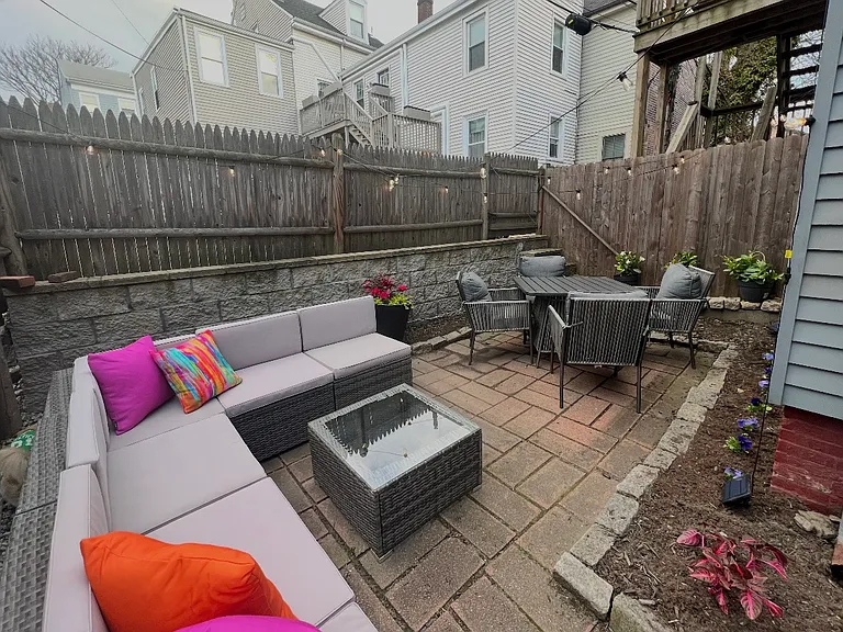 41 Pearl St #1 — Photo 33