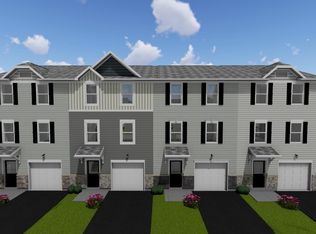 221 Huntwellwest Blvd, Ranson, WV 25438