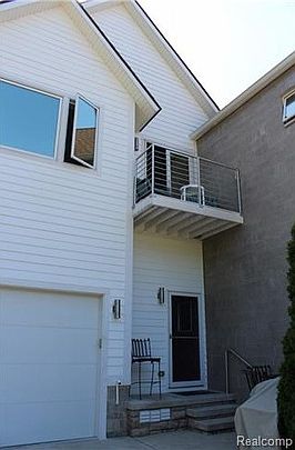 3rd image of 313 N Washington Ave