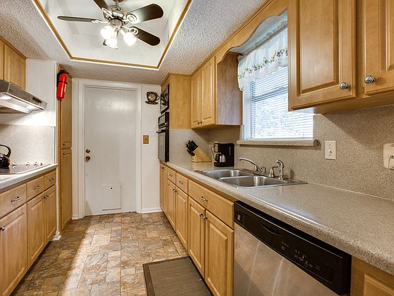 5th image of 3630 Richwood Dr