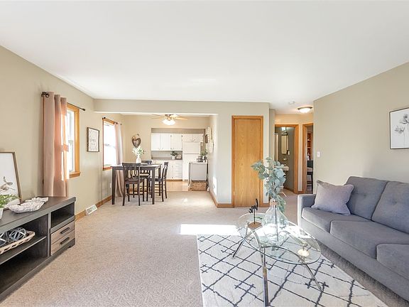 5th image of 2603 Garden Ave