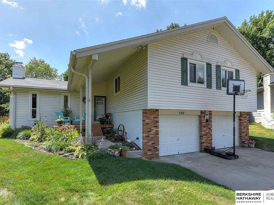1st image of 6386 S 139th Avenue Cir
