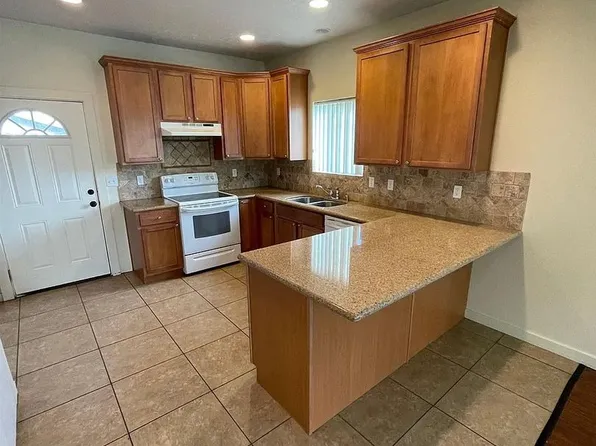 1807-1809 4th Street, 1809 4th St #1807, Cheney, WA 99004