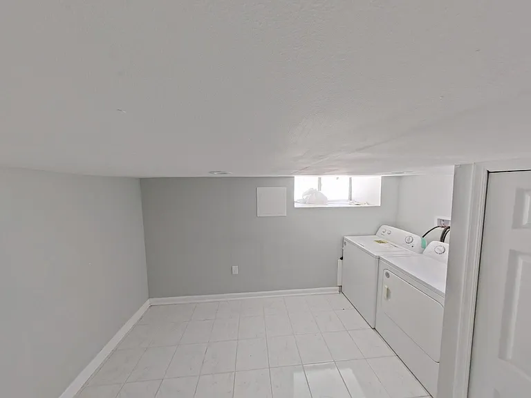 2036 N Gratz St #1 — Photo 9
