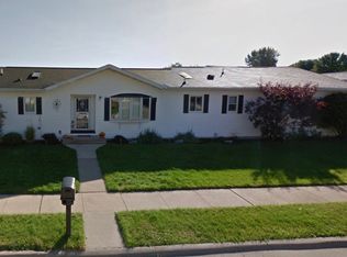 1822 North Ct, Dubuque, IA 52002