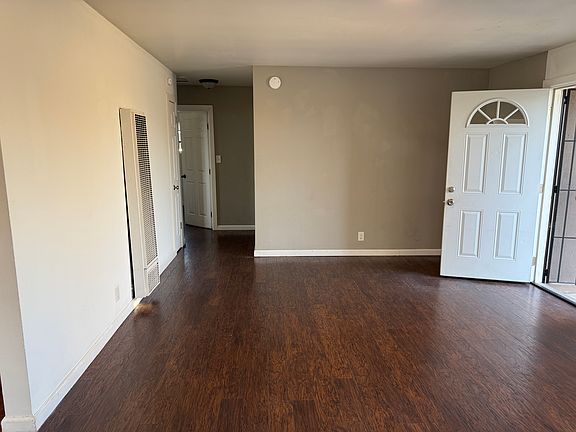 2nd image of 1306 W 106th St