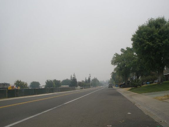 4th image of 704 E 19th St