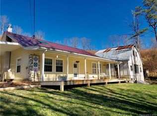 290 Fox Grape Hollow Rd, Mars Hill, NC 28754
