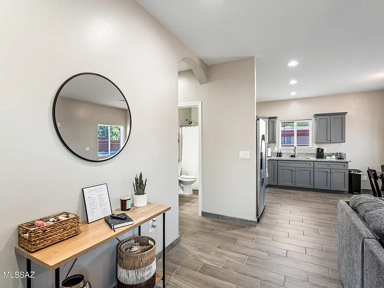 1424 N Richey Blvd #1 — Photo 3